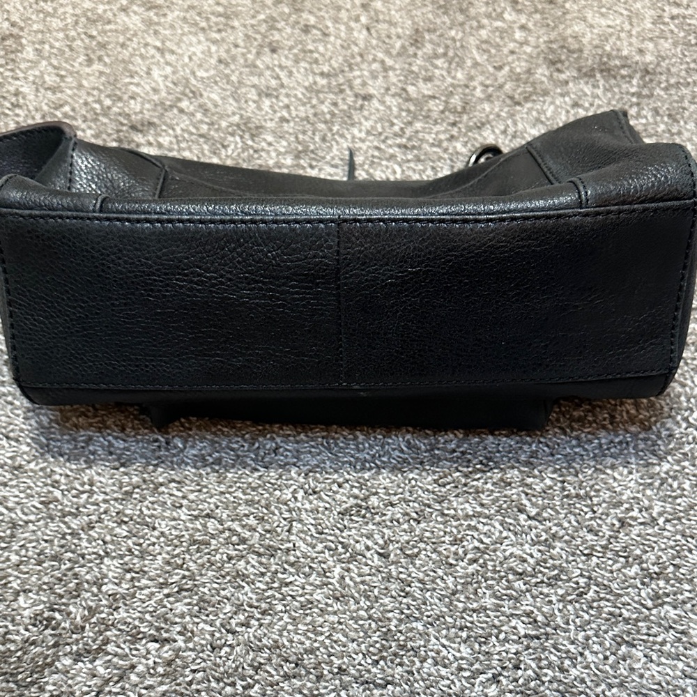 Aimee Kestenberg Bleecker Black Shimmer Leather Shoulder Bag - Picture 6 of 12